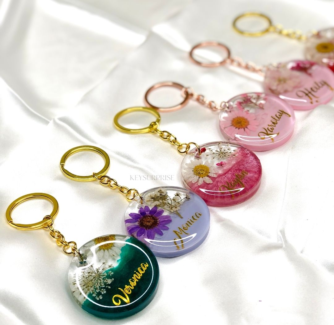 FLOWER KEYCHAIN